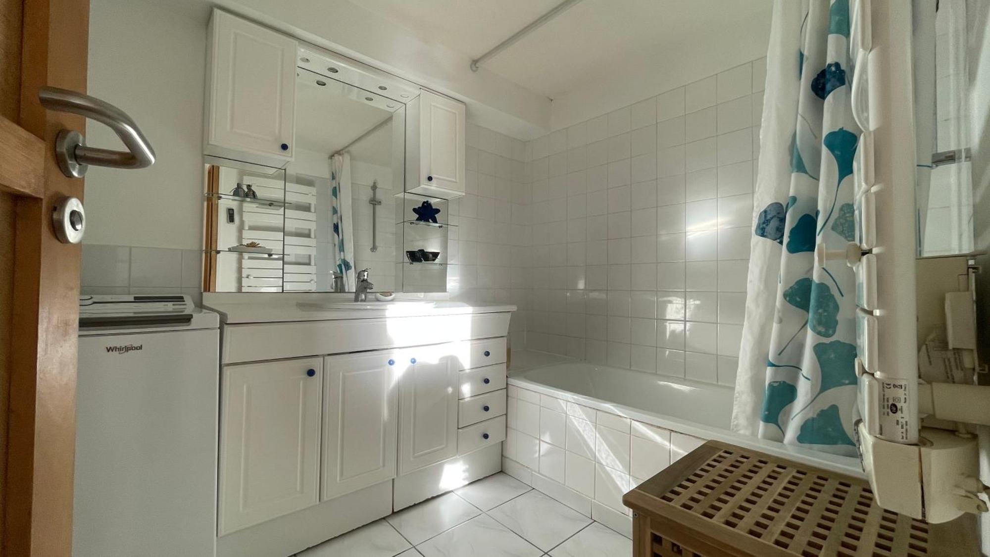 Large Private Garden, Quiet 2-Bedroom Apartment, Air Conditioning, Wifi, Parking Cassis Kültér fotó